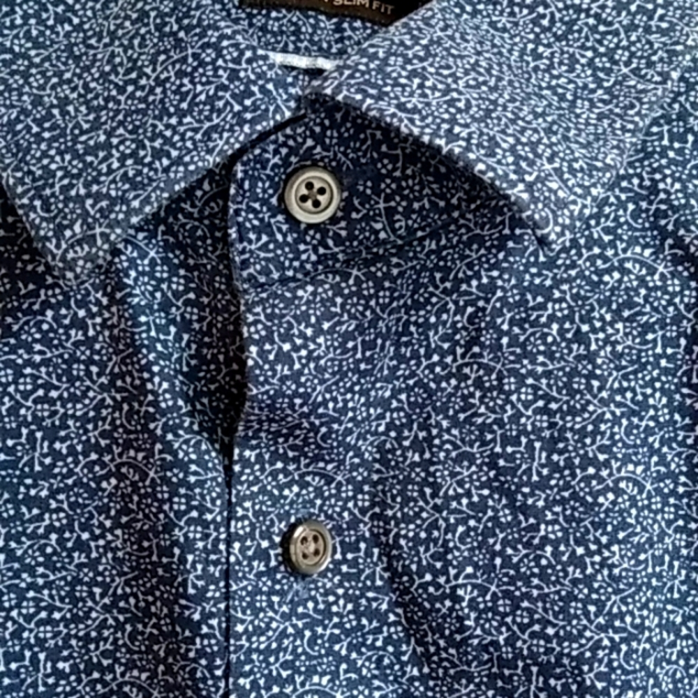 Banana Republic Beautiful Blue  Button Down Shirt